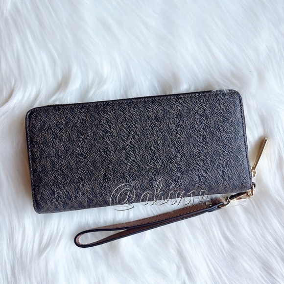 NWT Michael Kors Jet Set Continental Travel Wallet Wristlet Clutch - Picture 5 of 6